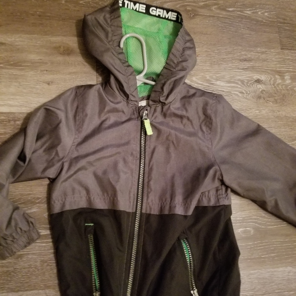 Carter's Size 5-6 Lightweight jacket